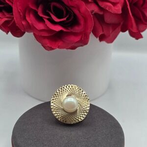 Western Germany Pearl Dress Clip Textured Gold‎ Tone Vintage Fashion Jewerly